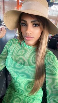 ���� ������������� Carolain �� ������ ������